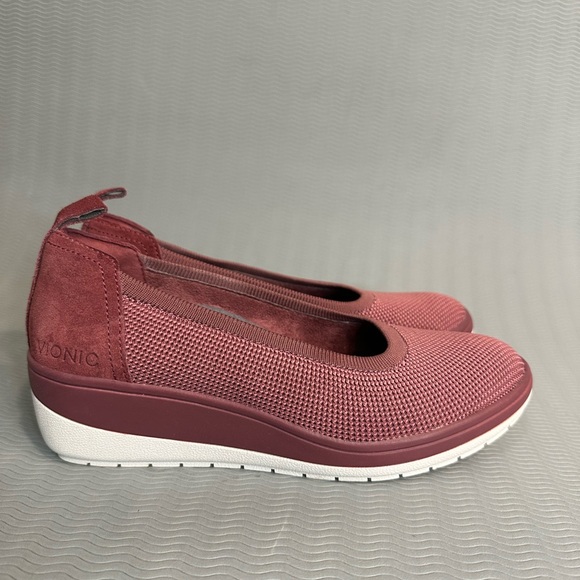 VIONIC JACEY KNIT SLIP-ON WEDGE - Picture 8 of 10